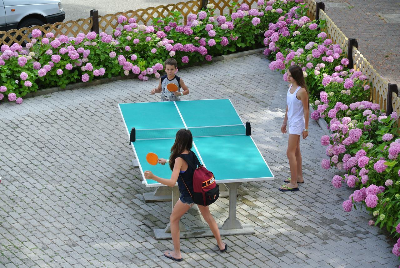Hotel Toschi Lido di Classe Exterior photo