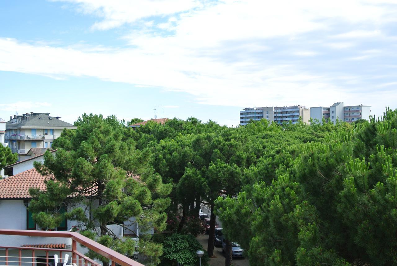Hotel Toschi Lido di Classe Exterior photo